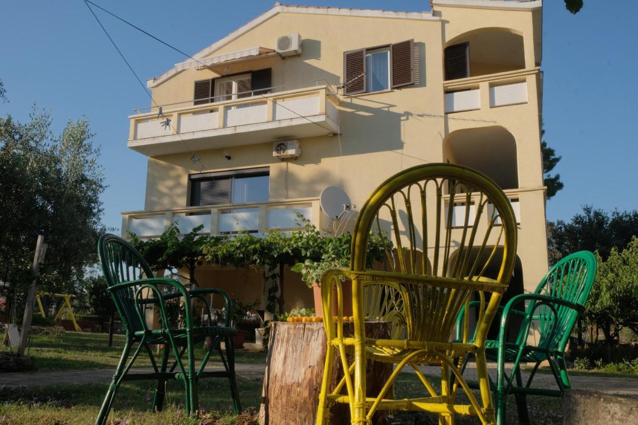 Apartmani Bosiljka 닌 외부 사진