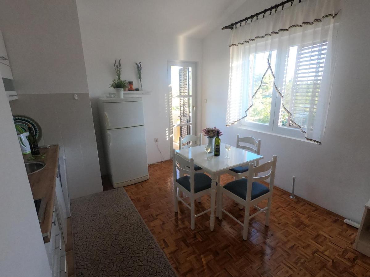 Apartmani Bosiljka 닌 외부 사진