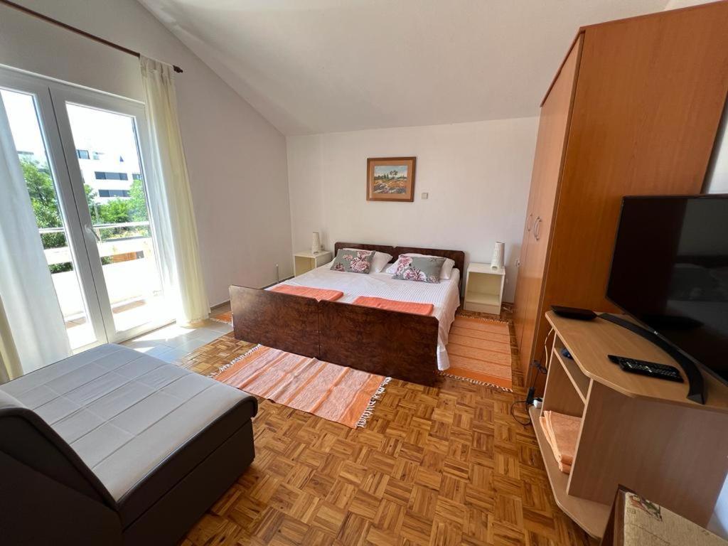 Apartmani Bosiljka 닌 외부 사진