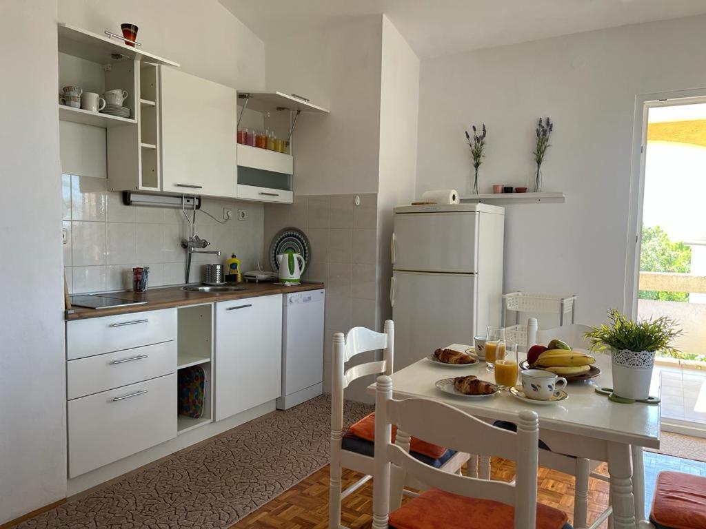Apartmani Bosiljka 닌 외부 사진